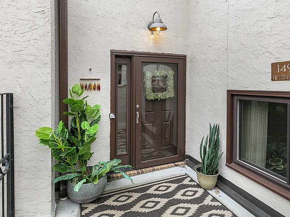 2nd image of 1498 Touraine Pl #198