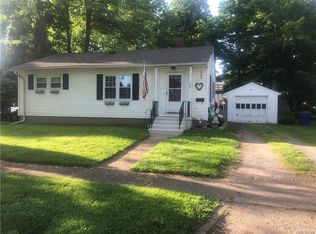 128 Highland Ave, Medina, NY 14103
