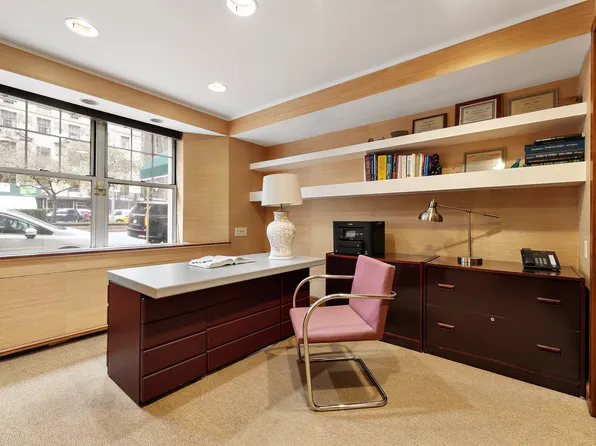 785 Park Avenue 1D image 2 of 9