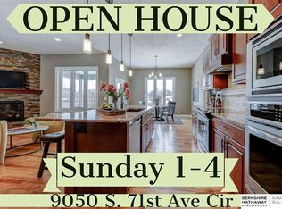 9050 S 71 Avenue Cir, Papillion, NE 68133