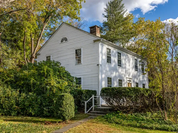 7 Diamond Lane, New Milford, CT 06776