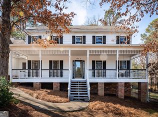 911 Cedar Trce SW, Lilburn, GA 30047