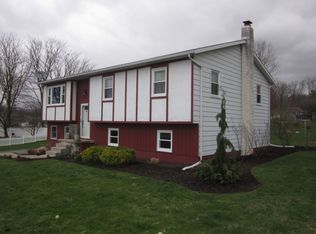 140 Cherry Ridge Ct, Bellefonte, PA 16823