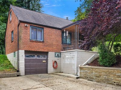 469 Greenlee Rd, Pittsburgh, PA, 15227