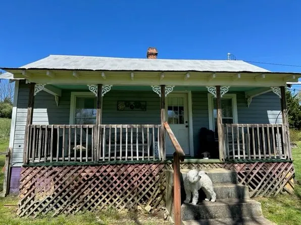 340 Hilltop Dr, Independence, VA 24348