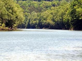 900 Lock 11 Rd, Irvine, KY 40336