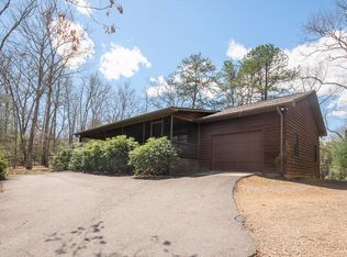 9 Country Rdg, Franklin, NC 28734