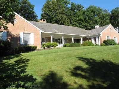 1st image of 127 Harewood Dr