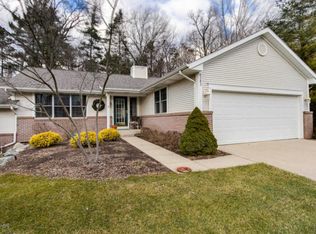 6383 Winter Run Dr SE #37, Ada, MI 49301