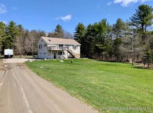 406 Bog Rd, Vassalboro, ME 04989
