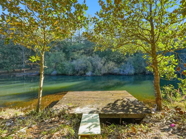 482 Roberts Rd E, Defuniak Springs, FL 32433