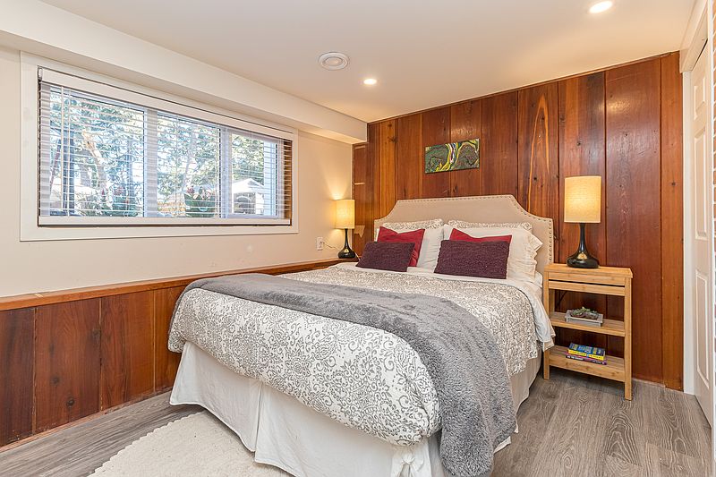 Saanich House for rent - 2 Bedrooms — photo 18