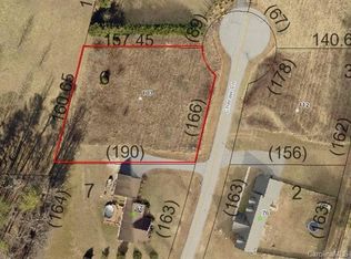 103 Cheraw Ln, Flat Rock, NC 28731