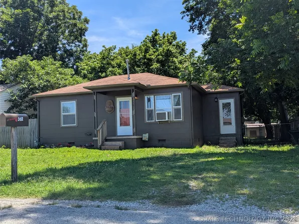302 W 39th St S, Sand Springs, OK 74063