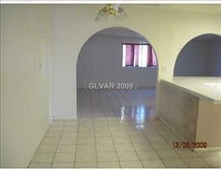 2nd image of 1212 Marion Dr
