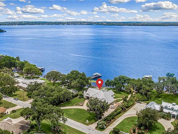 2nd image of 1363 W Lakeshore Dr