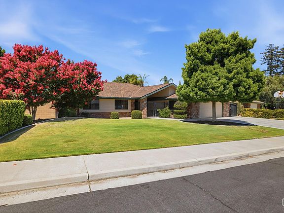 3rd image of 6907 Eloy Ave