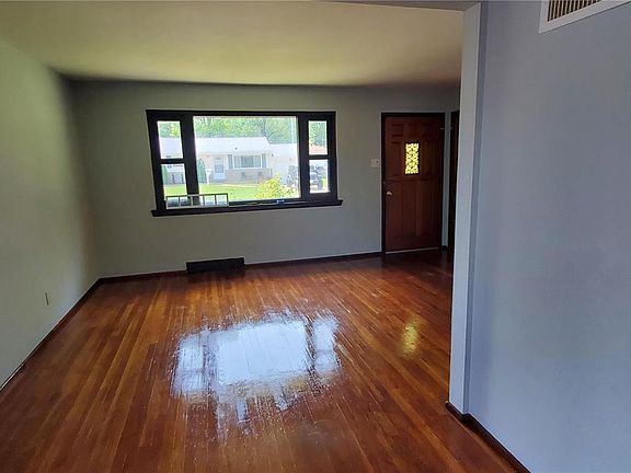 4th image of 7829 Wilmar Pl