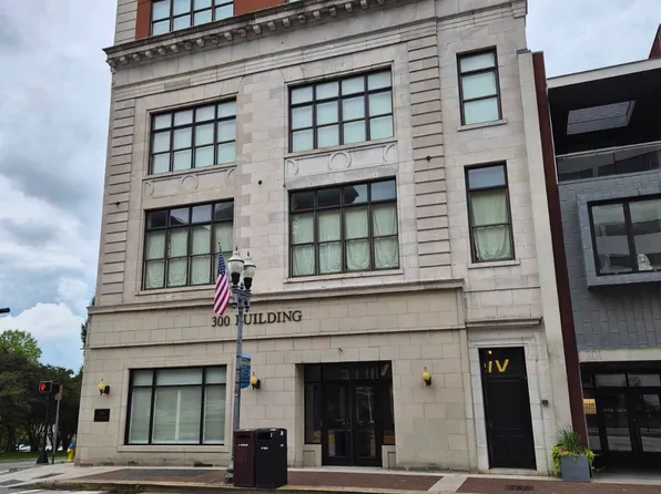 300 S Gay St #103, Knoxville, TN 37902