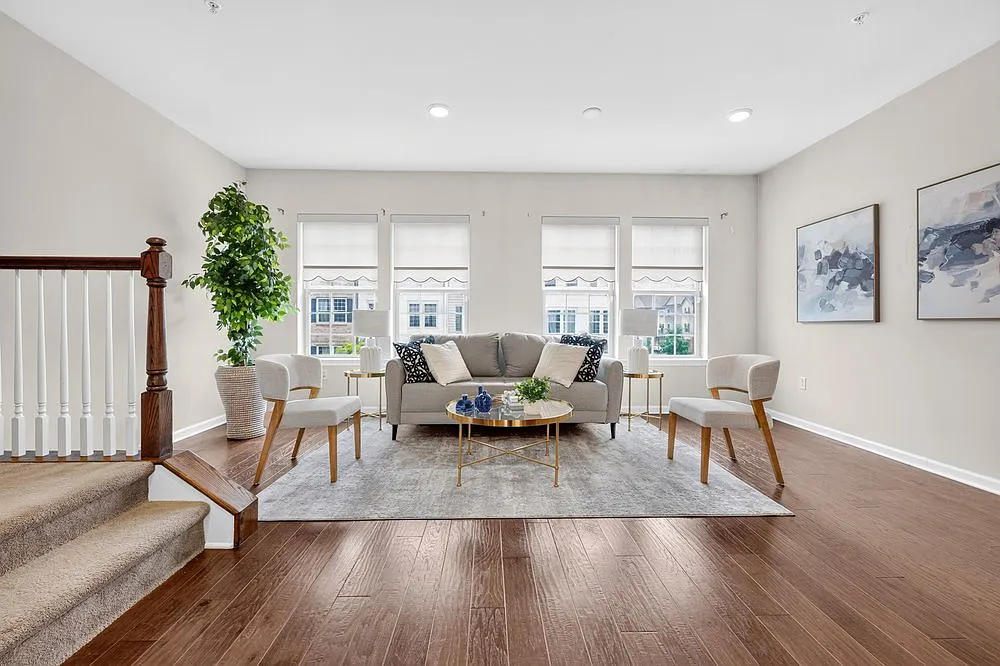 4 bed, 3.5 bath, $5,100 — Photo 2