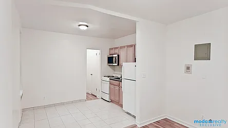 Rented by Moda Realty