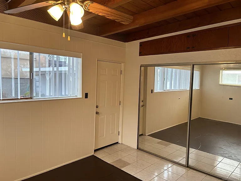 3568 Ottawa Ave — Photo 15