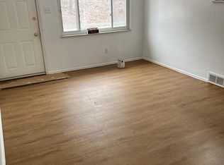 826 Becks Run Rd, Pittsburgh, PA 15210
