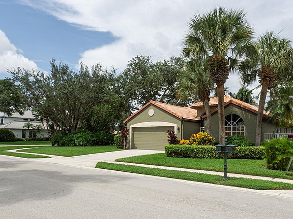 3rd image of 13579 Weyburne Drive