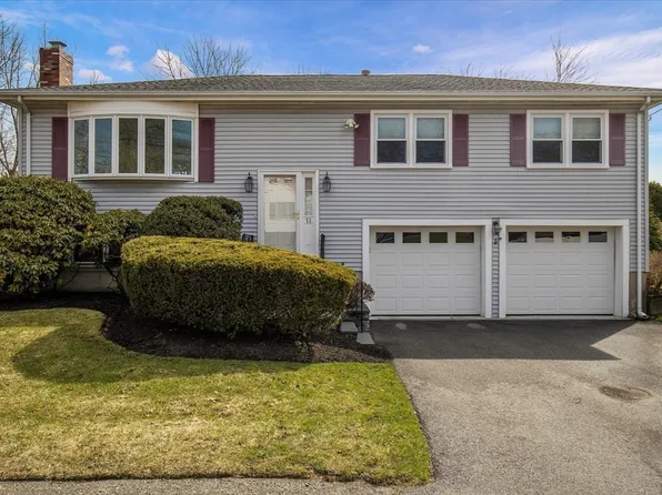 11 Old Farm Rd, Randolph, MA 02368
