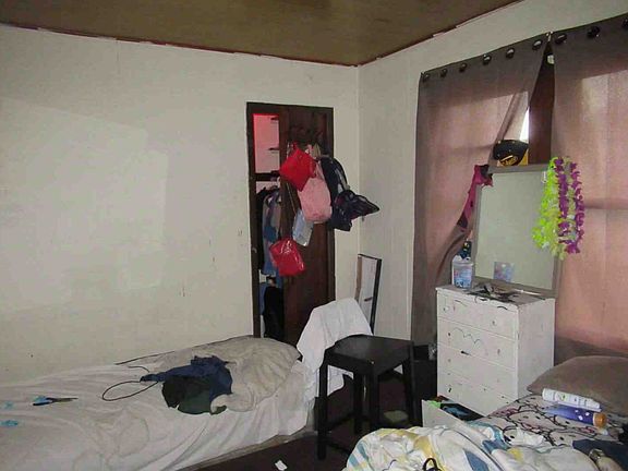 5th image of 618 W 22nd St