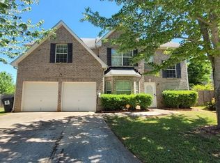 100 Kentwood Springs Dr, Hampton, GA 30228