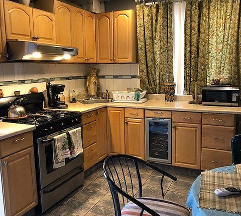 4th image of 43 Tappan Ave