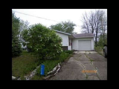 1310 W Harrison St, Hartford City, IN, 47348