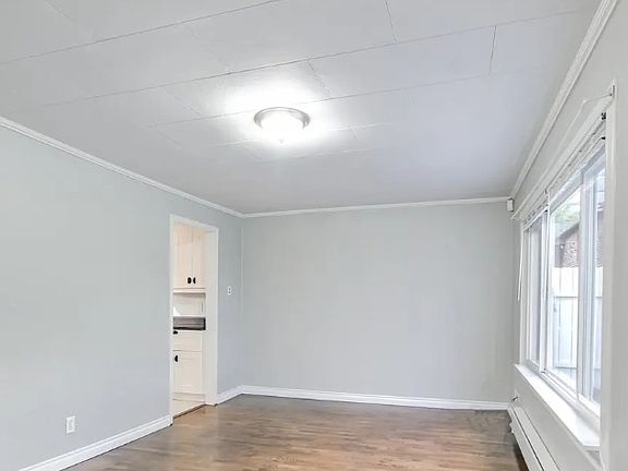 5th image of 4031 E B St #B