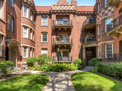 5317 S Harper Ave #1, Chicago, IL, 60615
