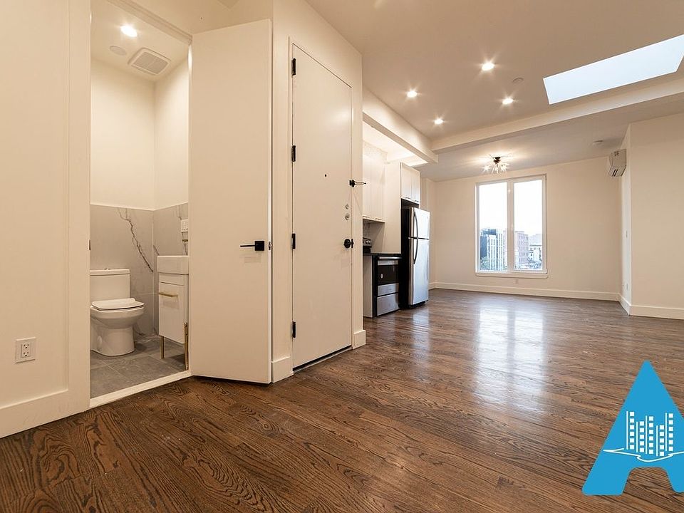 1st image of 315 Bushwick Ave #5D