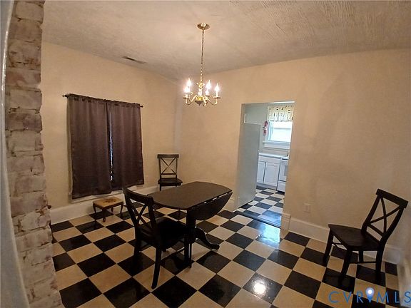 4th image of 2105 Cedar St #2