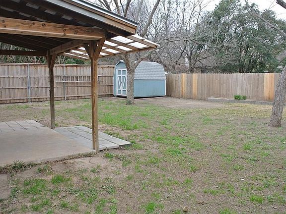 5th image of 1718 Morning Quail Dr