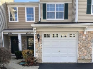 4028 Oak Tree Ln #4028, Plainfield, IL 60586