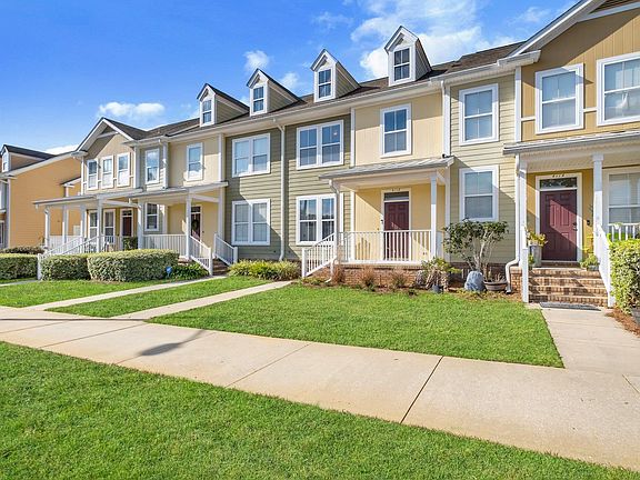 2nd image of 4118 Four Oaks Blvd