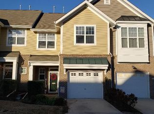 10111 Knotty Pine Ln, Raleigh, NC 27617