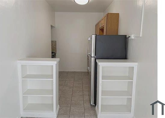 4th image of 130 N Westmoreland Ave APT 304