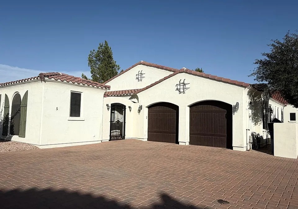 1777 W Ocotillo Rd