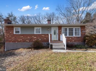 5908 Hanna Rd, Sykesville, MD 21784