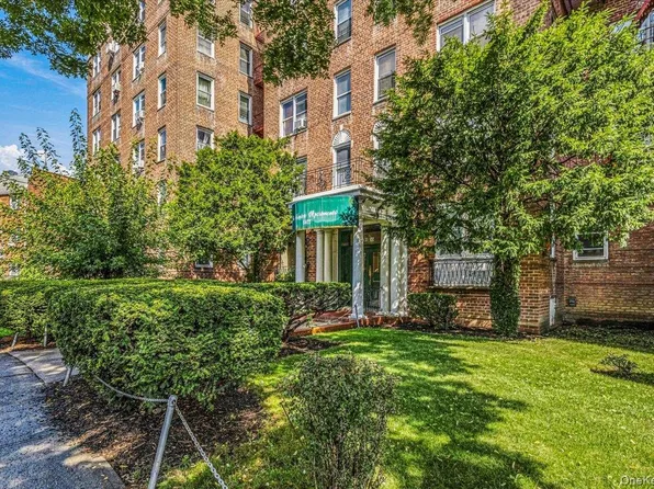 84-55 Daniels Street #2K, Briarwood, NY 11435