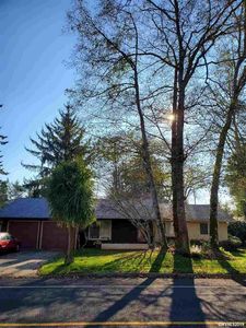 83639 Clear Lake Rd, Florence, OR, 97439