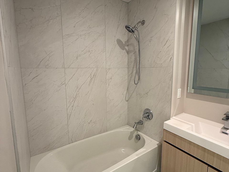 2nd image of 2615 Palisade Ave APT 1