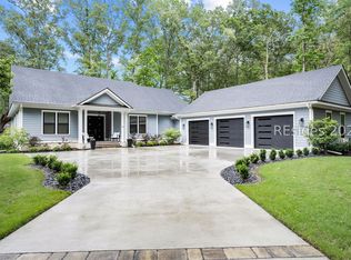 14 Links Dr, Okatie, SC 29909