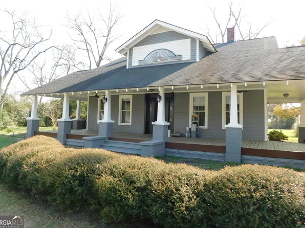 206 E Lane St, Brooklet, GA 30415