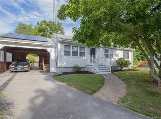 7 Quail St, Waterford, CT 06385